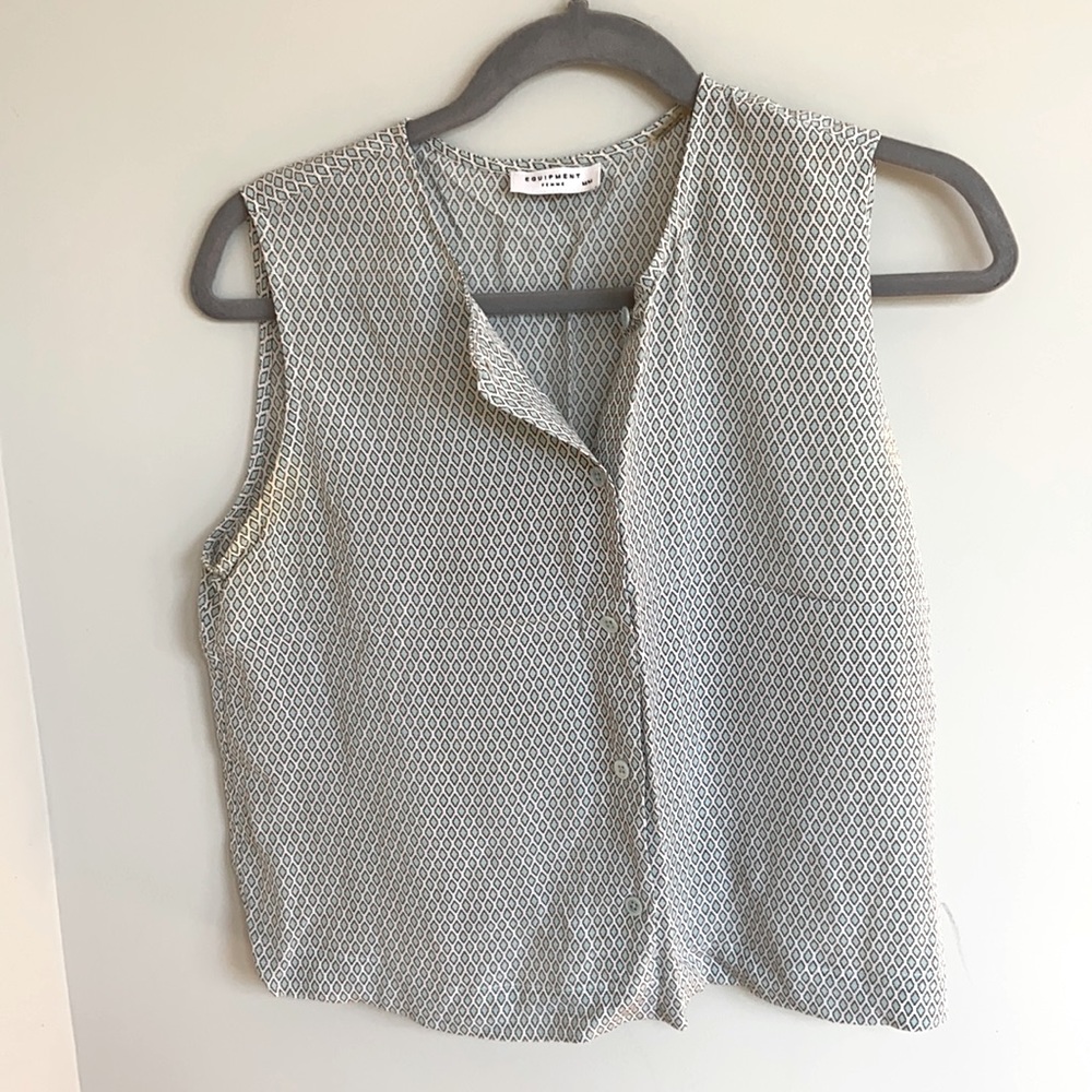Equipment light blue printed tank